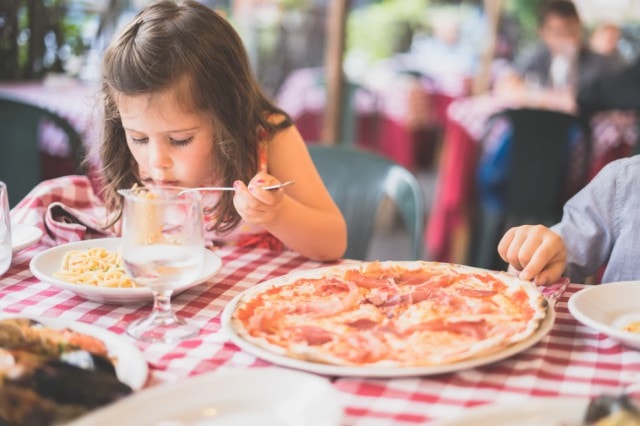 The Pros and Cons of Starting A Kid-Friendly Restaurant