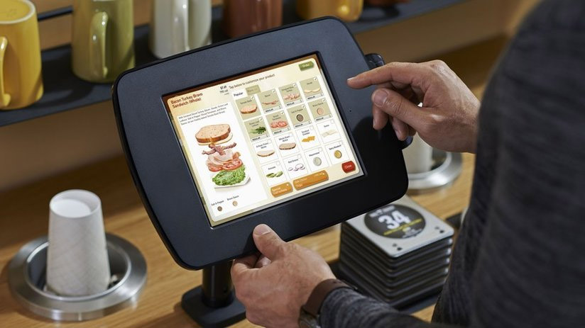 Reasons Why Your Restaurant Needs A Tech Upgrade